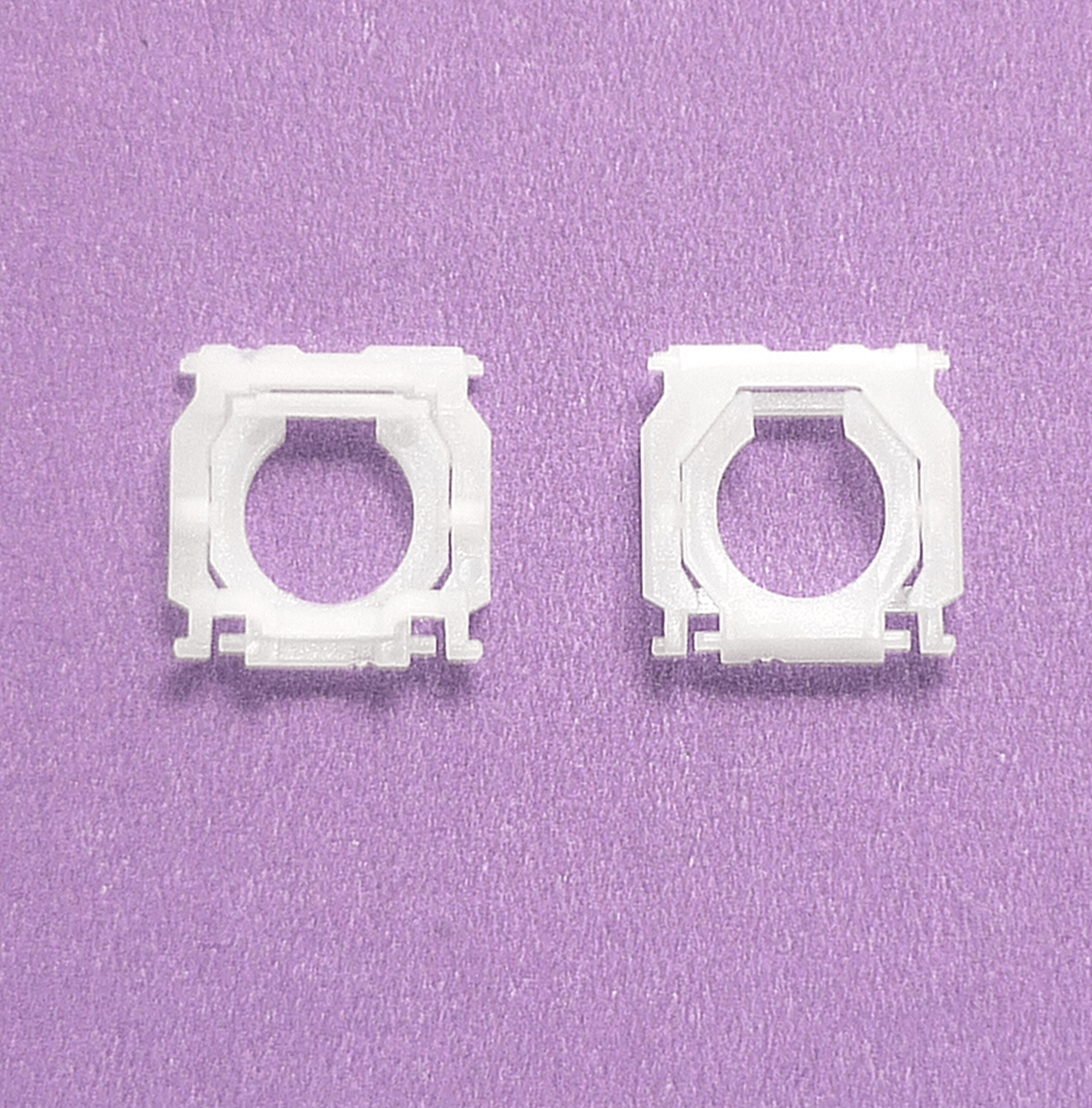 New Macbook Pro Unibody 13" 15" 17" 2008 to 2013 Models Key Cap Set Type "E" 5 New UK QWERTY Key Cap Set for MacBook & MacBook Pro, This Cap Set uses the Type "E" AP04 Hinge Assembly Alpha Numeric Hinge Shown for reference, this Hinge must match your Cap Hinges to ensure compatibility. 3 Month Warranty There are two Manufacturers Darfon and Sunrex and two Types of Key Caps for this Model range. Please match your existing Cap and Hinge to the Images for this part Macbook Pro Unibody 13" 15" 17" 2008 to 2011 Models Macbook Air Early 2008 - Late 2009