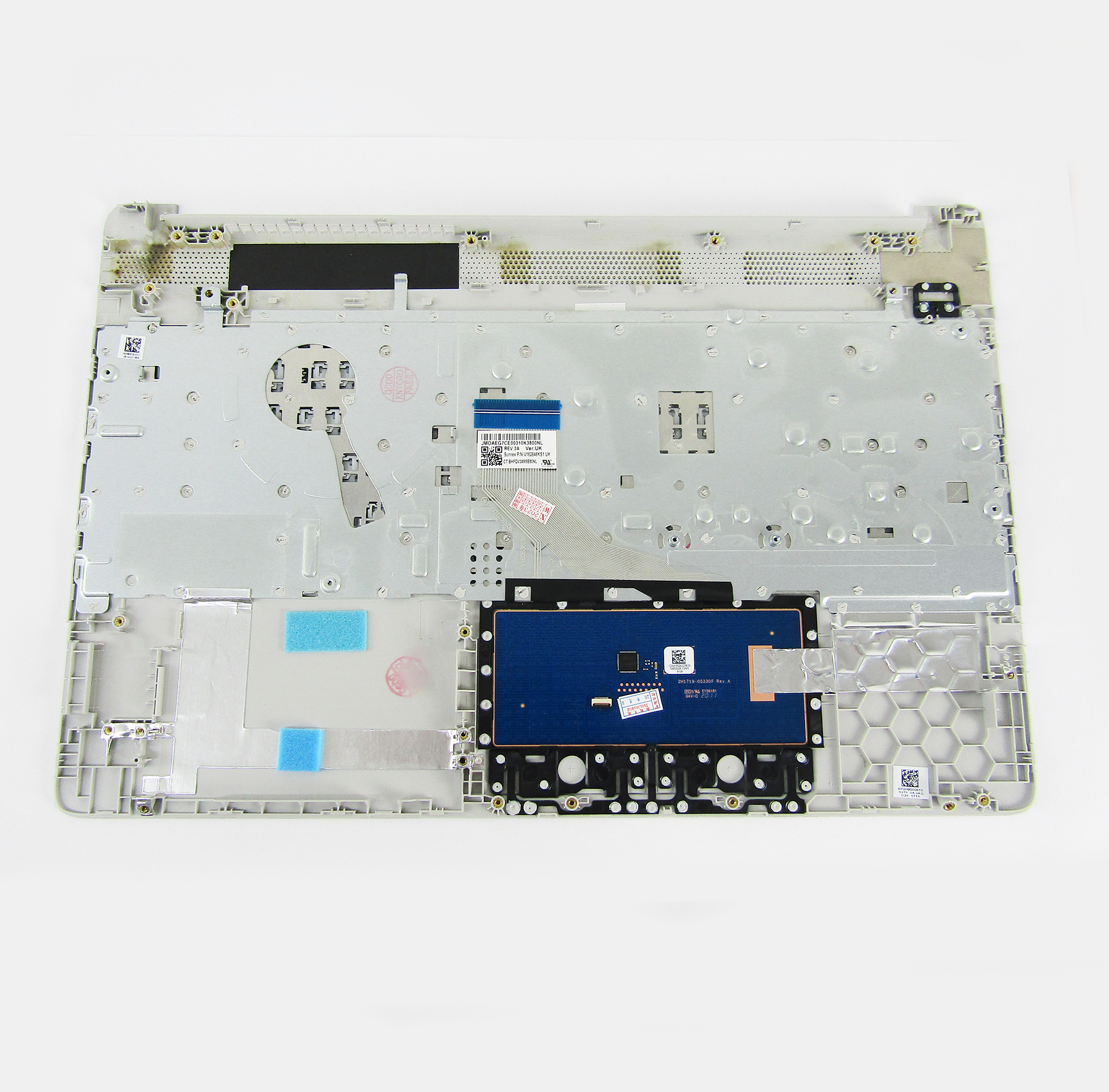 HP 250 G8 255 G8 | G9 Silver Palmrest 5 HP 250 G8 255 G8 15-DW Silver Palmrest Touchpad with Sensor + UK Non Backlit Silver Keyboard Compatible Models: HP 250 G8 | 255 G8 | 15-DW | 15-GW Series Part Number: L53737-031 | L52023-031
